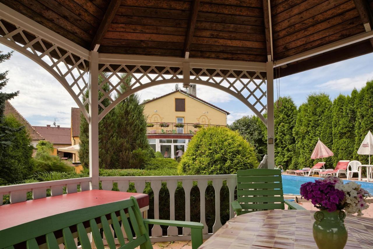 Penzion Pod Zvonem Nicov (Klatovy) Exterior foto